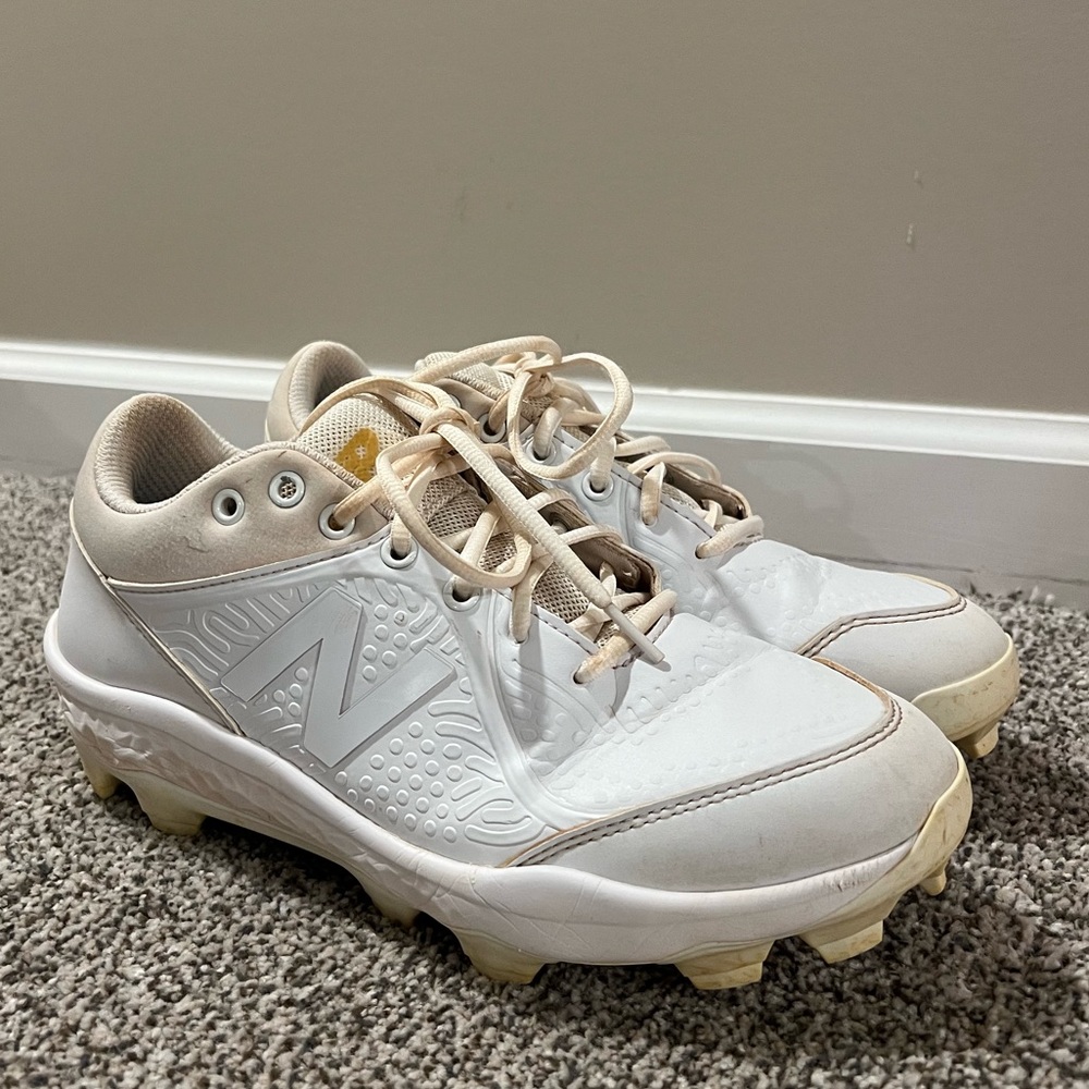 New Balance Fresh Foam 3000 cleats